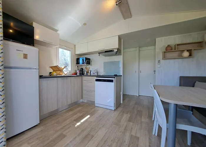 3 Au Coeur Du Maquis Chalet